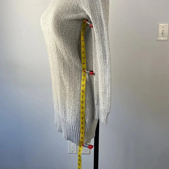 Light gray textured pull over long sleeve zip back sweater dress size small - Picture 10 of 11